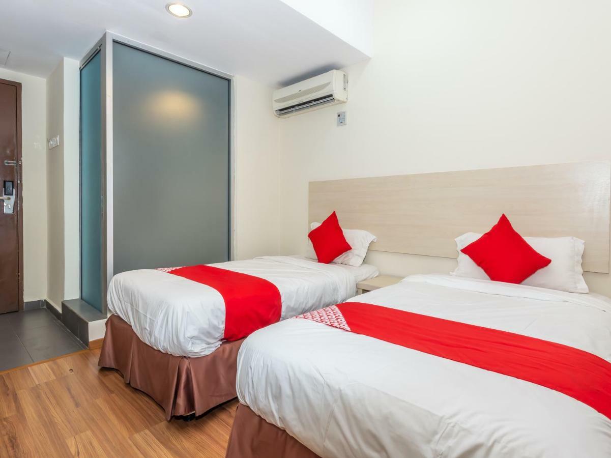 Oyo 1158 906 Airport Hotell Malacca Eksteriør bilde