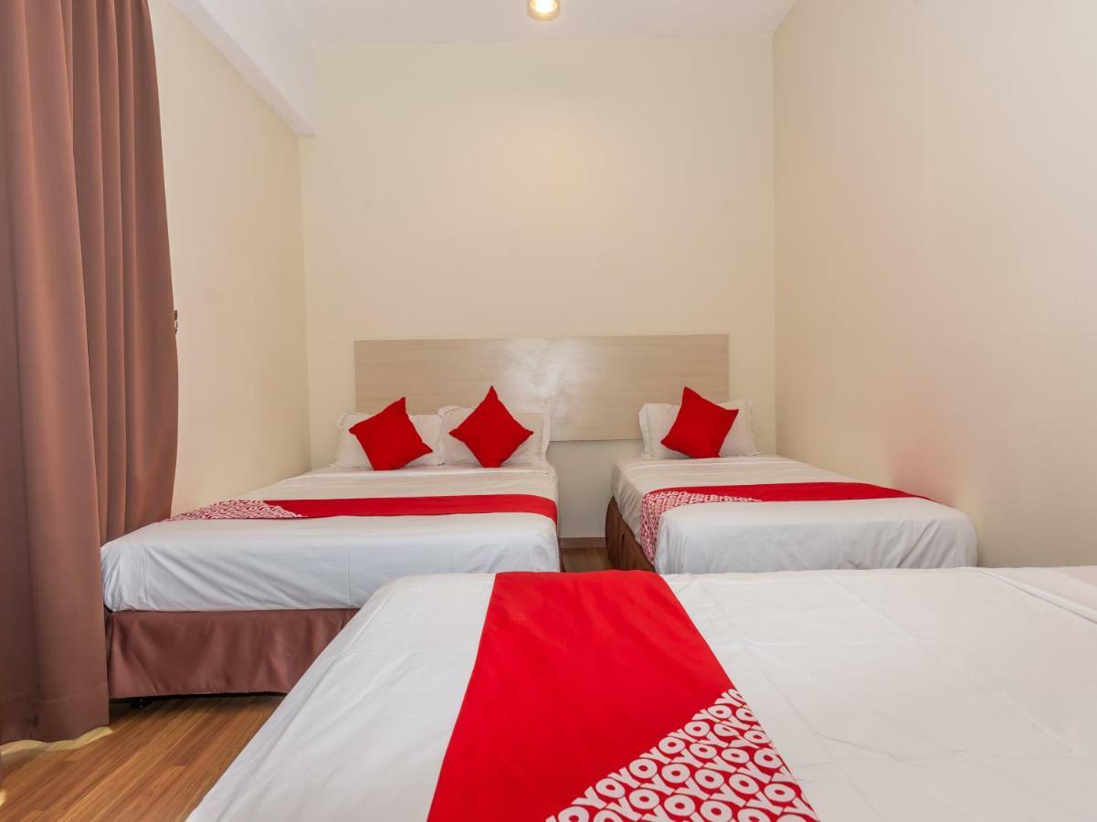 Oyo 1158 906 Airport Hotell Malacca Eksteriør bilde