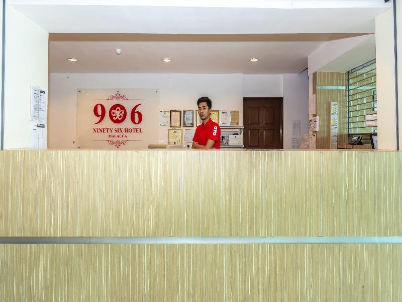 Oyo 1158 906 Airport Hotell Malacca Eksteriør bilde
