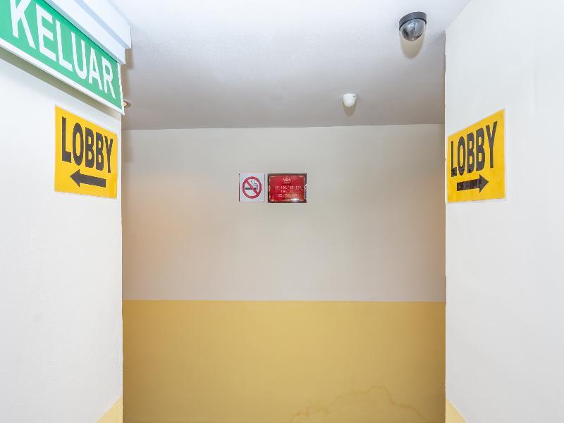 Oyo 1158 906 Airport Hotell Malacca Eksteriør bilde